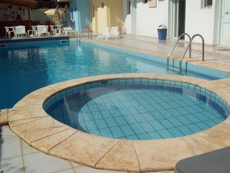 Knossos Apartment *