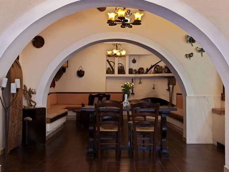 Coriva & Hotel 4*