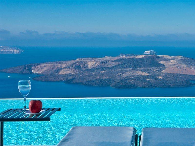 Cosmopolitan - Small Luxury Of The World 4*