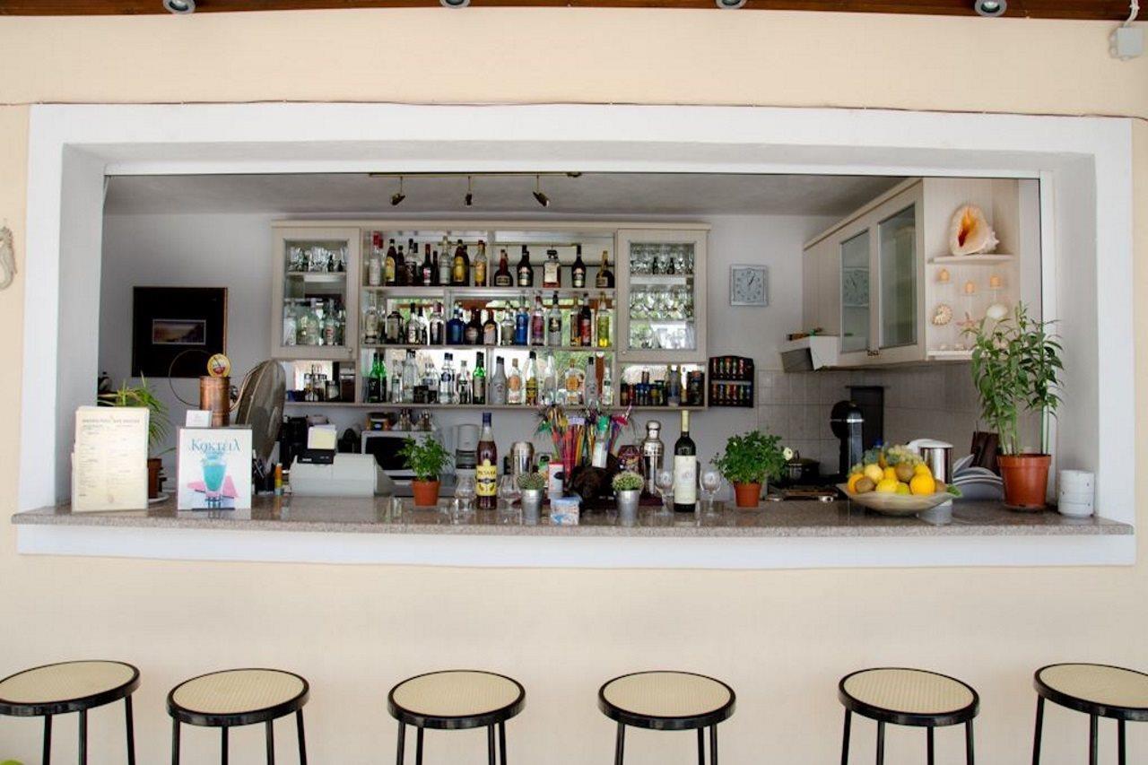 Angira Hotel Kamari (Santorini)