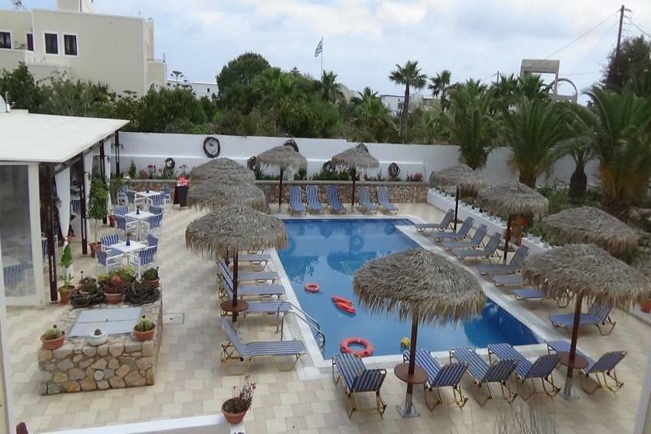 Angira 3* Kamari (Santorini)