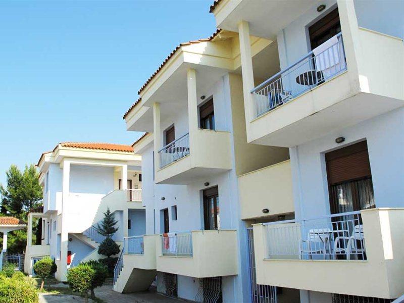 Acrotel Lily Ann Village 3*