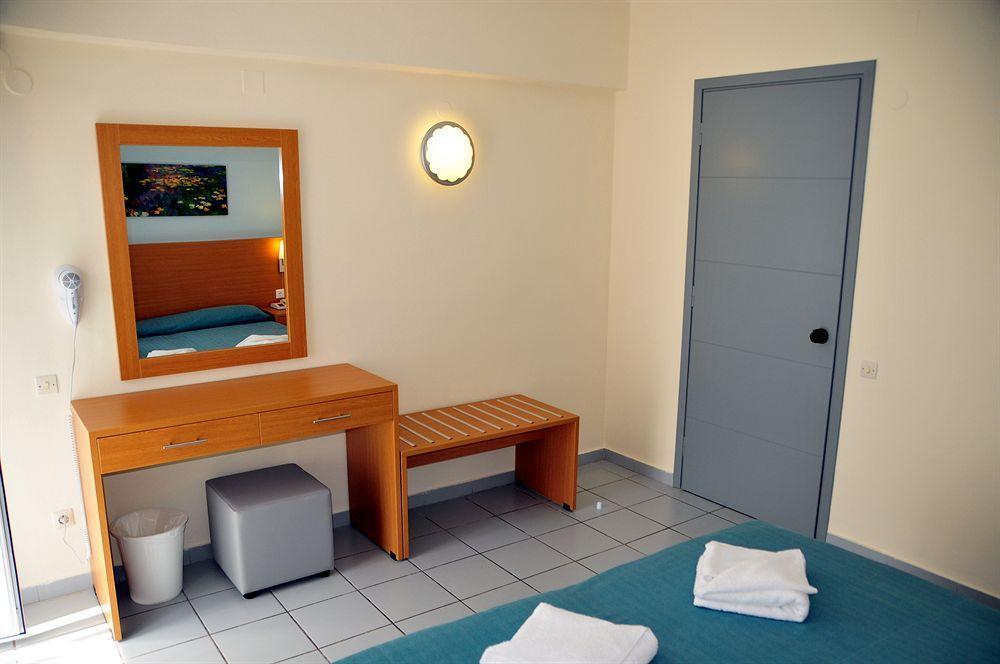 Aparthotel Acropolis