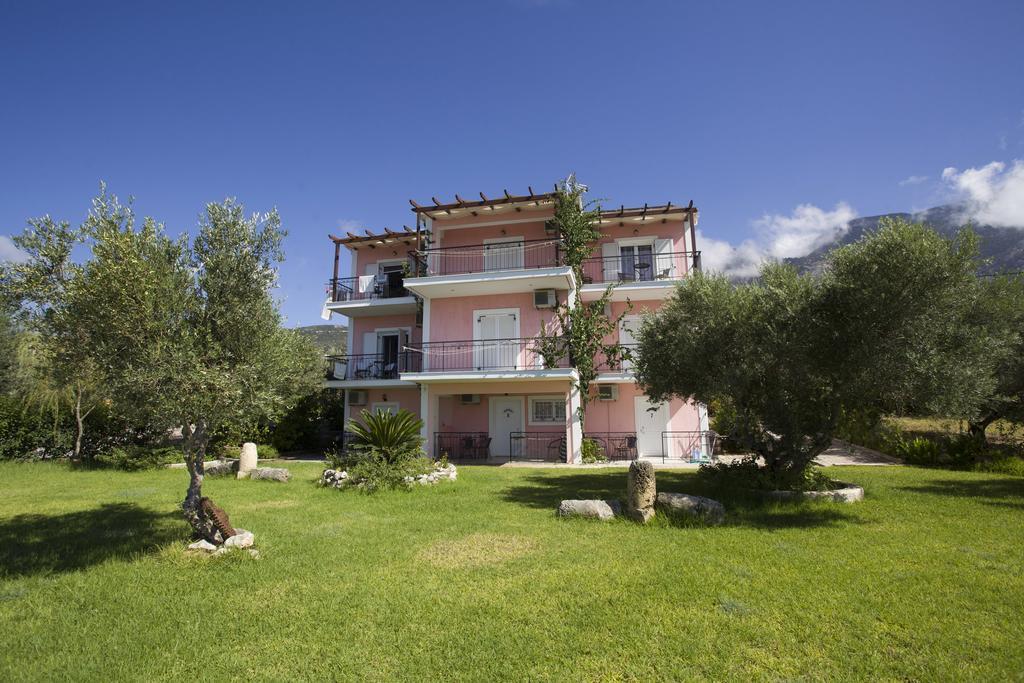 Elpida Trapezaki (Kefalonia)