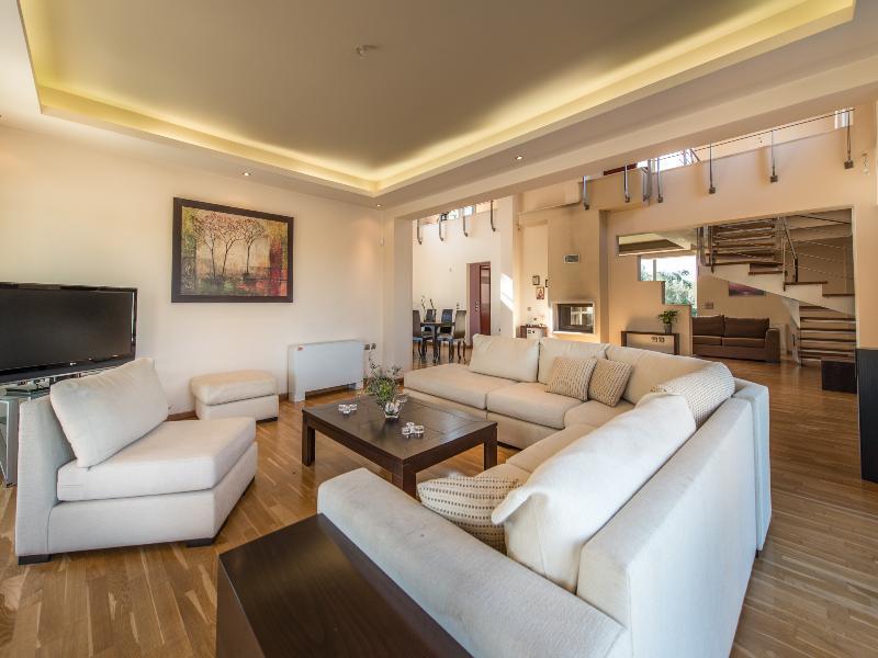 Villa Astarte Villas - Istar Villa With Tennis Court *