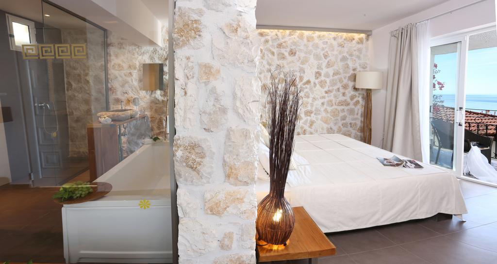 Hotel Pantokrator 3*