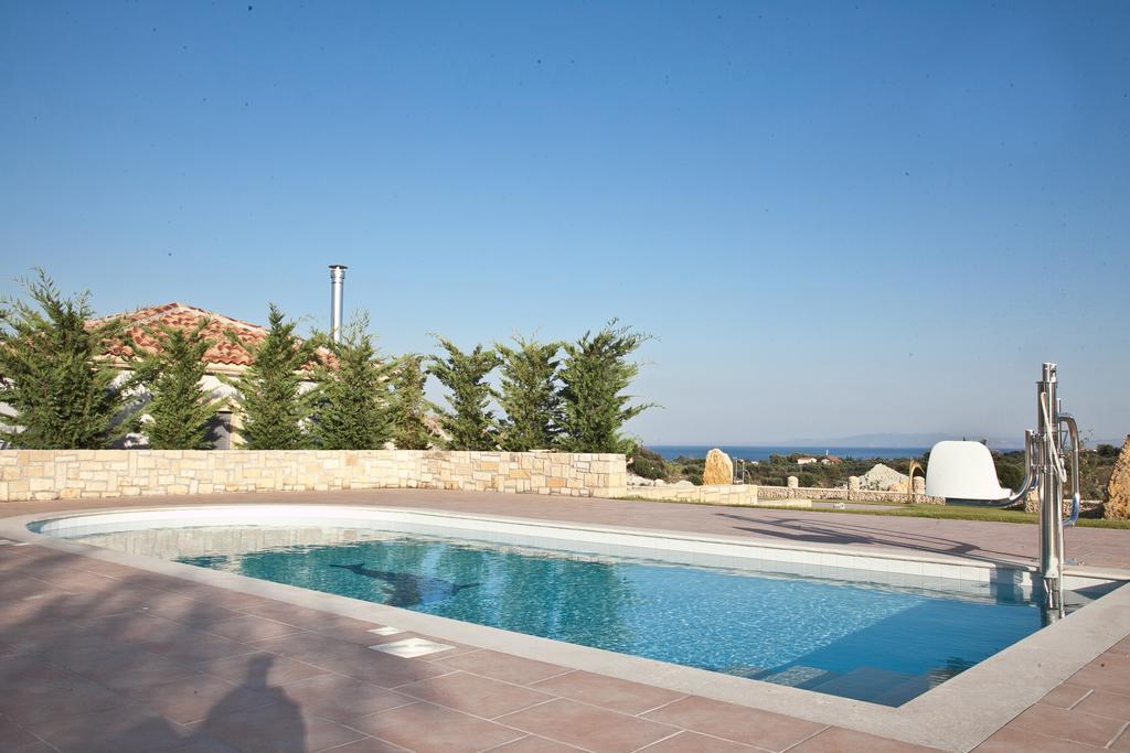Ameadros Villa