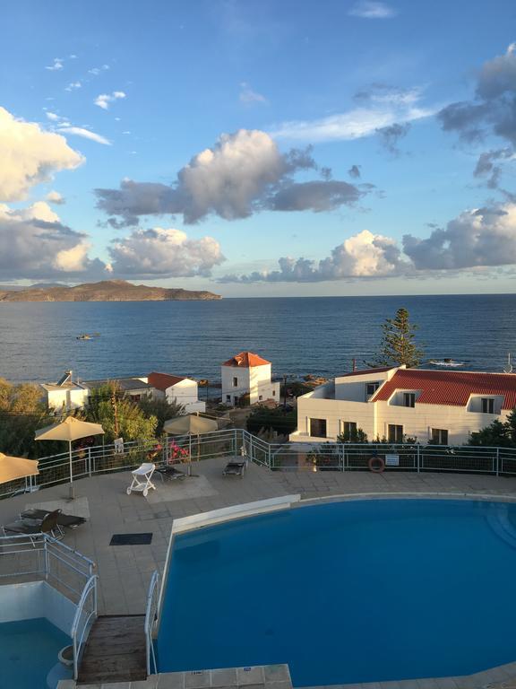Achillion Villas Aparthotel