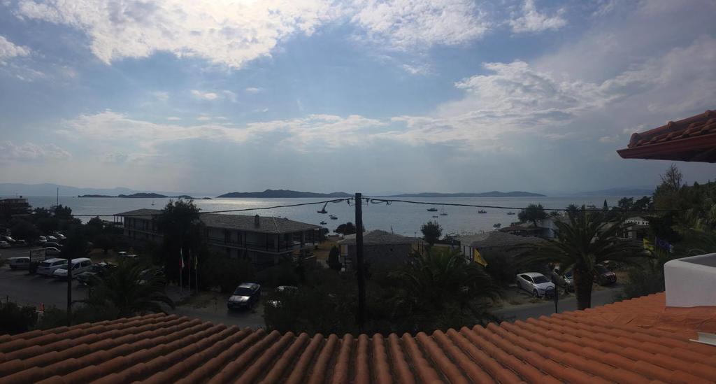 Pyrgos Hotel 2*