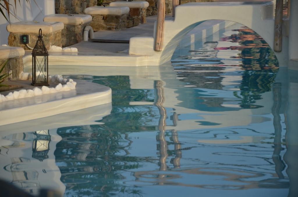 Peristeronas Village Hotel 3*