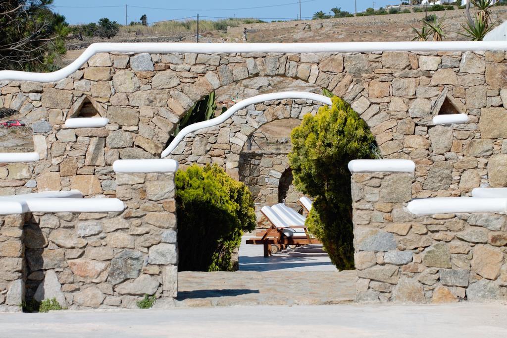 Hotel Peristeronas Village 3*
