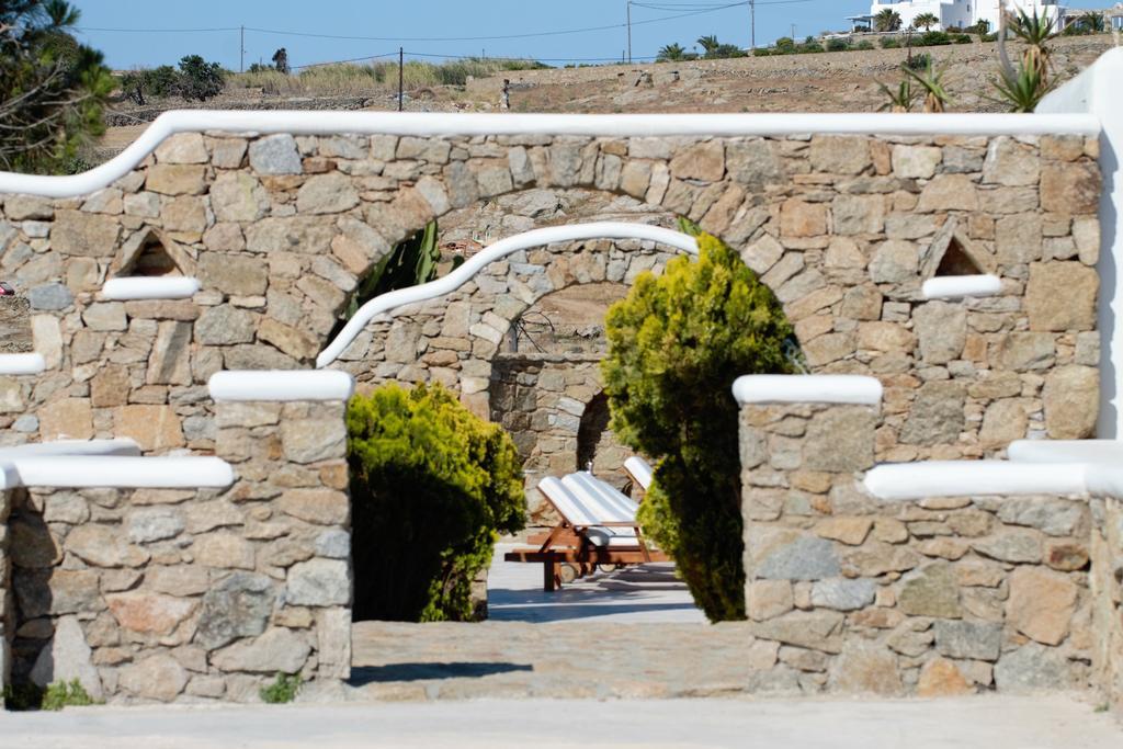 Hotel Peristeronas Village 3*