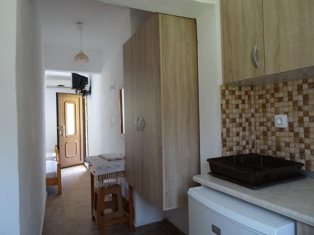 Apartment House Anna Houhlia *