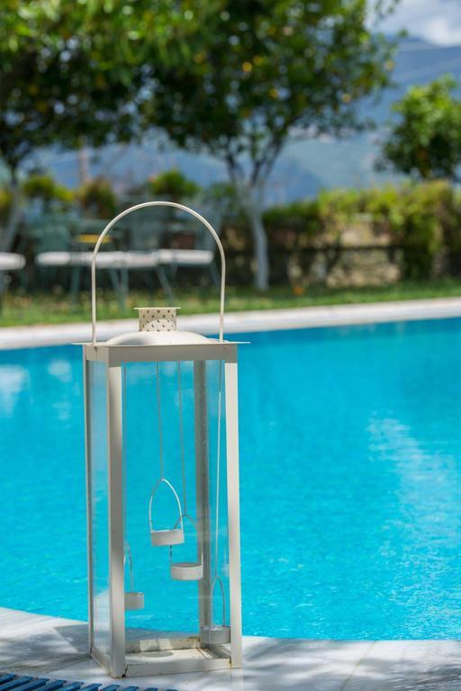 Of Roses Apartment Kommeno (Corfu)