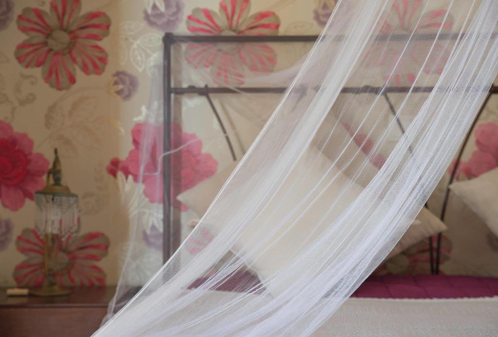 Of Roses Apartment *