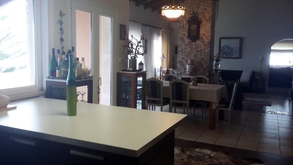 Of Roses Apartment Kommeno (Corfu)