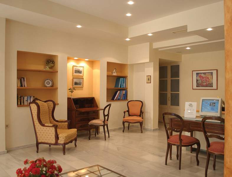 Delfinia Hotel
