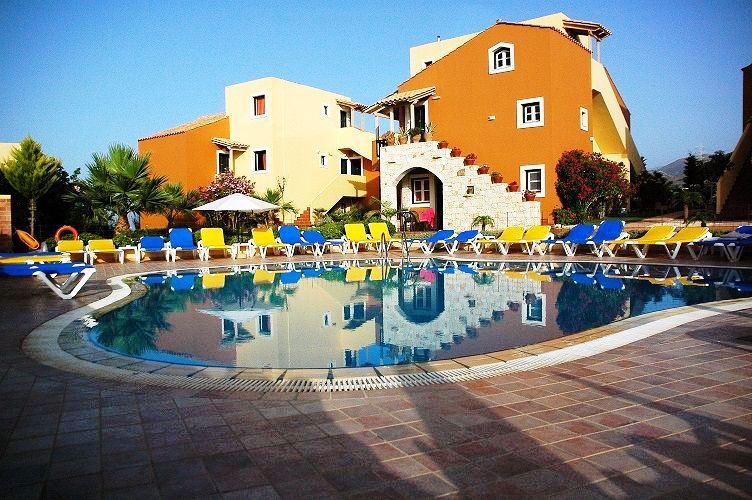 Dia Aparthotel 3*