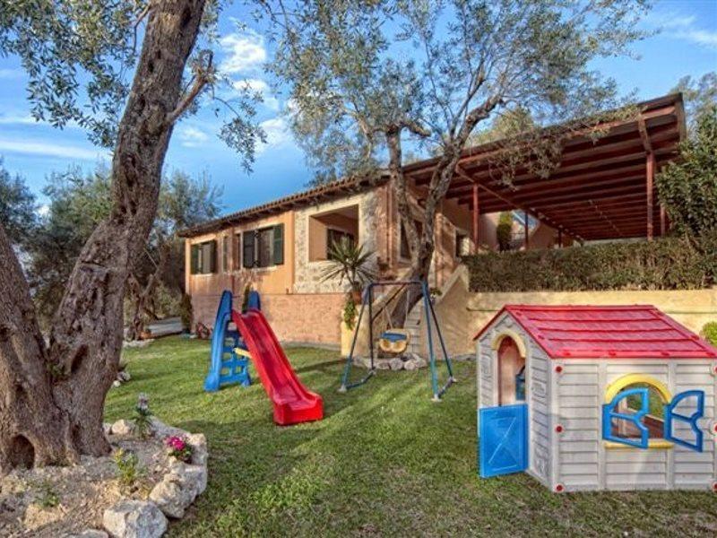 Villa Villa Pelekas *
