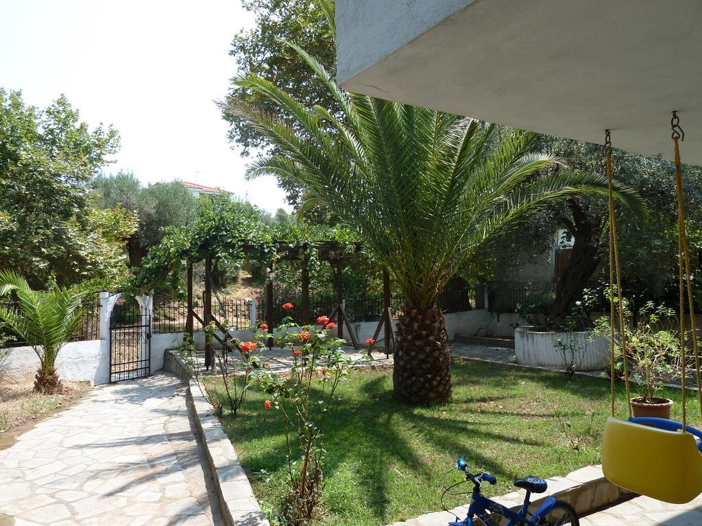 Dimi * Metamorfosi (Sithonia)