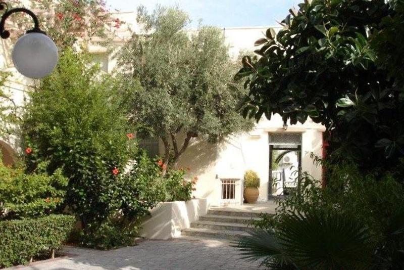 Nissia Kamares Aparthotel 3*