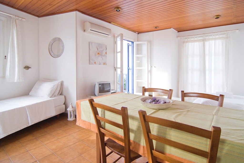 Hotel Ledra 3*