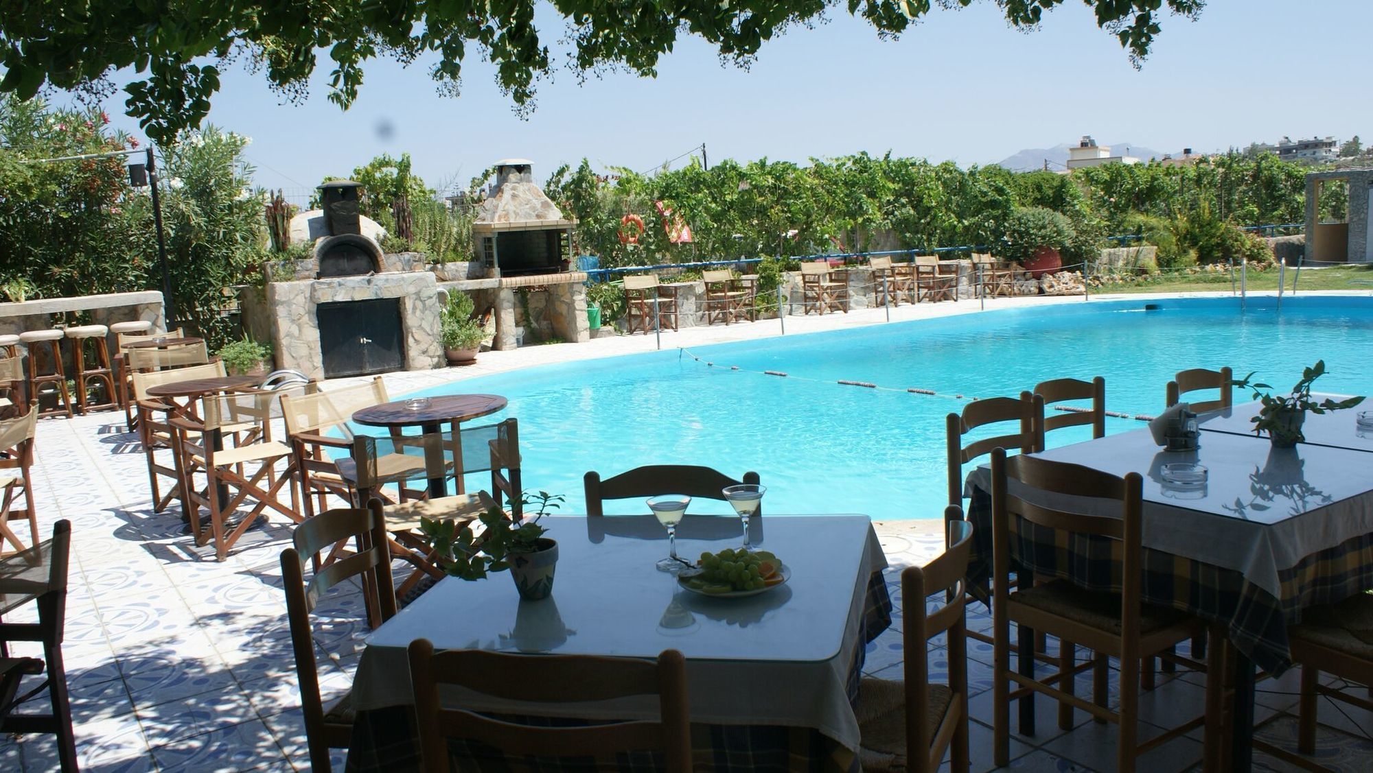 Roxani Hotel