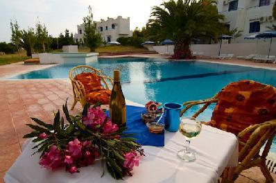 Ampelia Beach