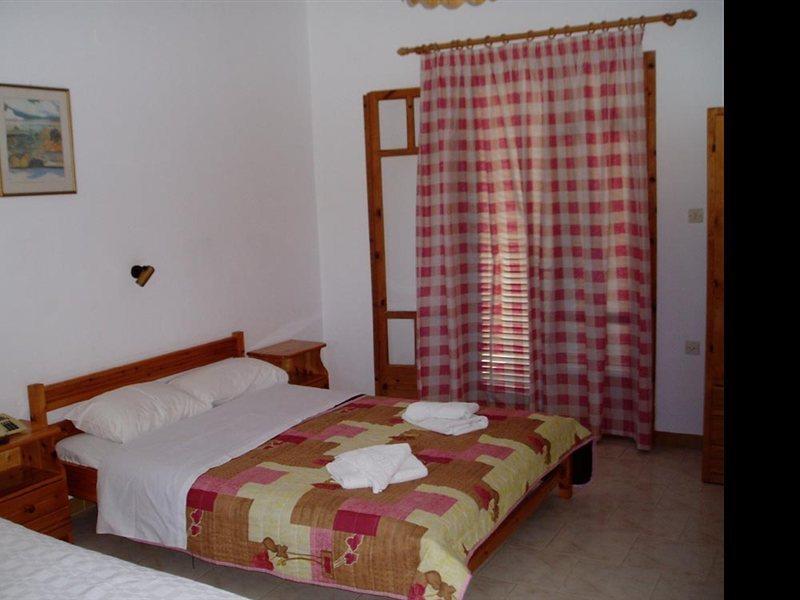 Christina 3* Zakynthos Town