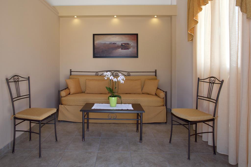 Aparthotel Preka Maria Kamari (Santorini)