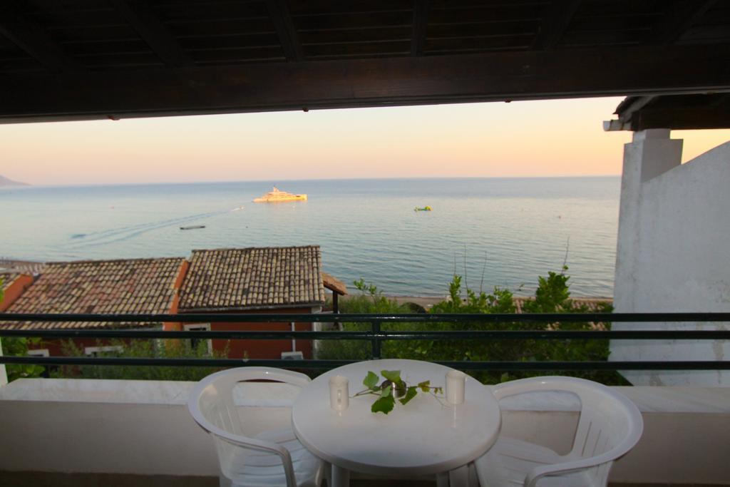 Corfu Menigos Aparthotel