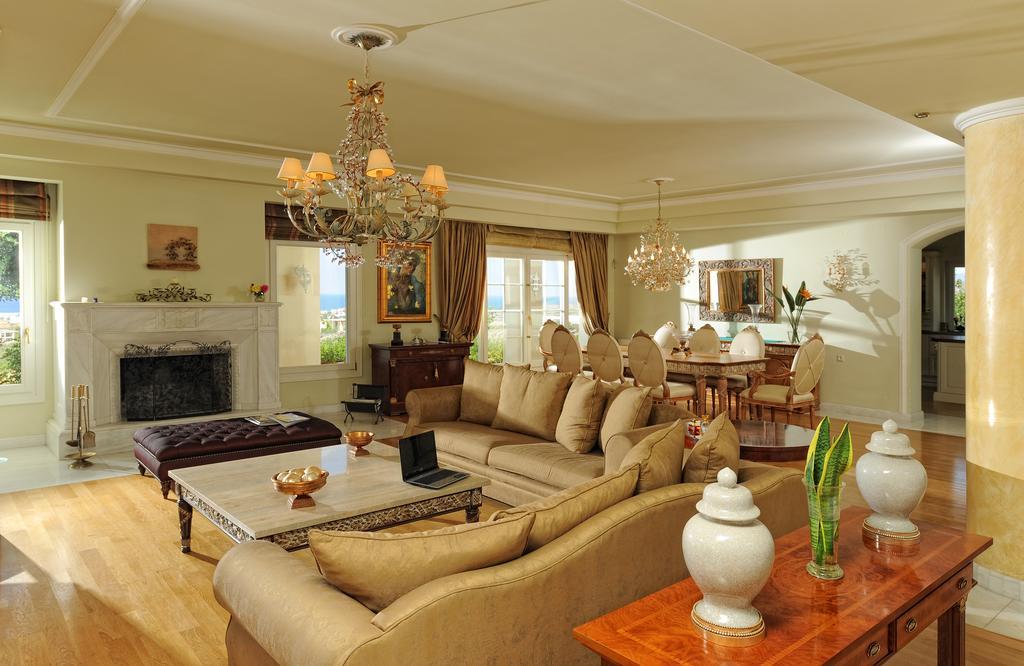 Villa Iris Luxury House *