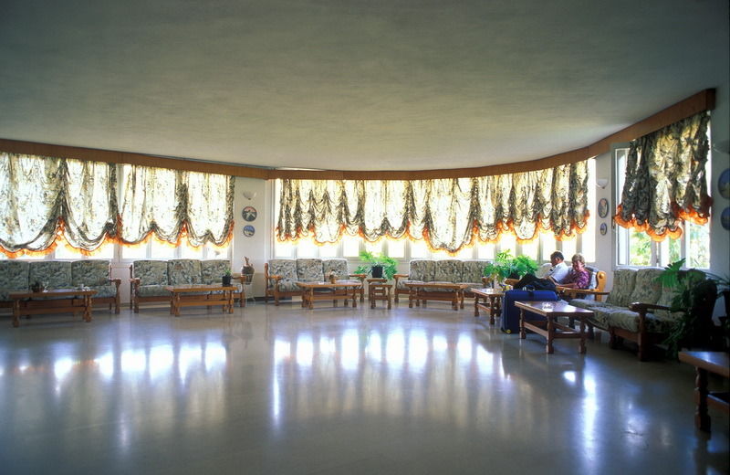 Hotel Caravos Koukounaries
