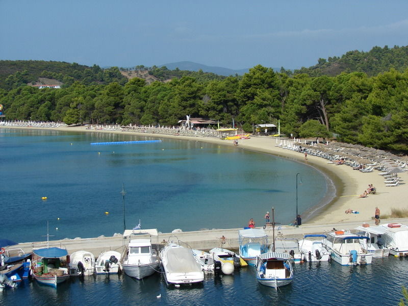 Caravos Hotel
