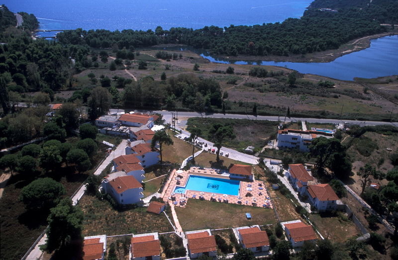 Caravos Hotel