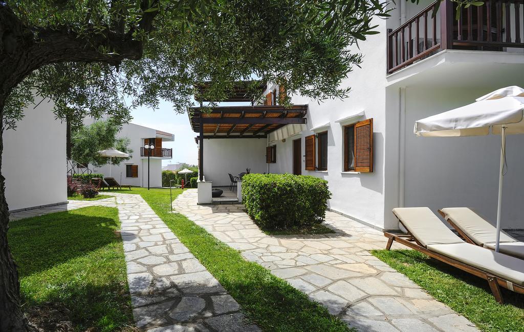 Trikorfo Aparthotel 4*