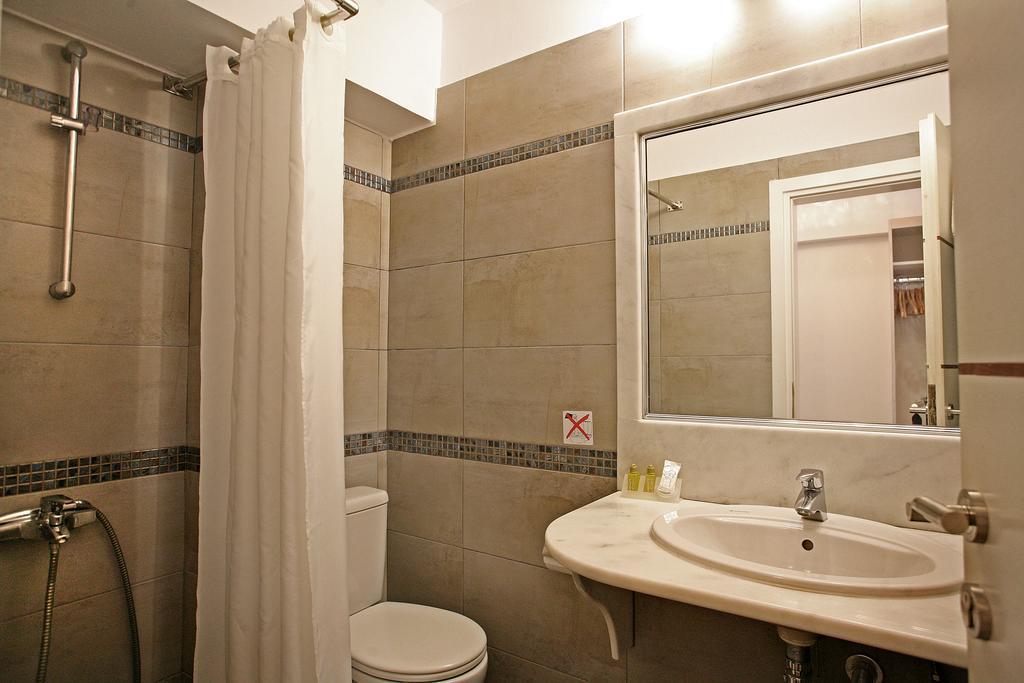 Loizos Stylish Residences 3* Fira (Santorini)