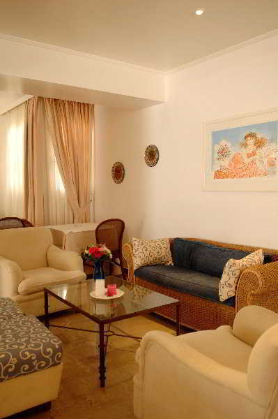 Petasos Chic Hotel 3*