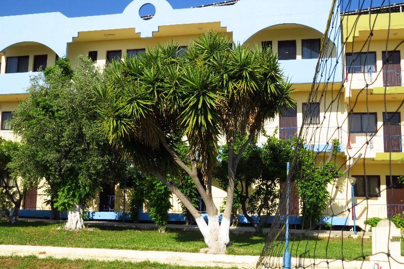 Maritime Aparthotel 2*
