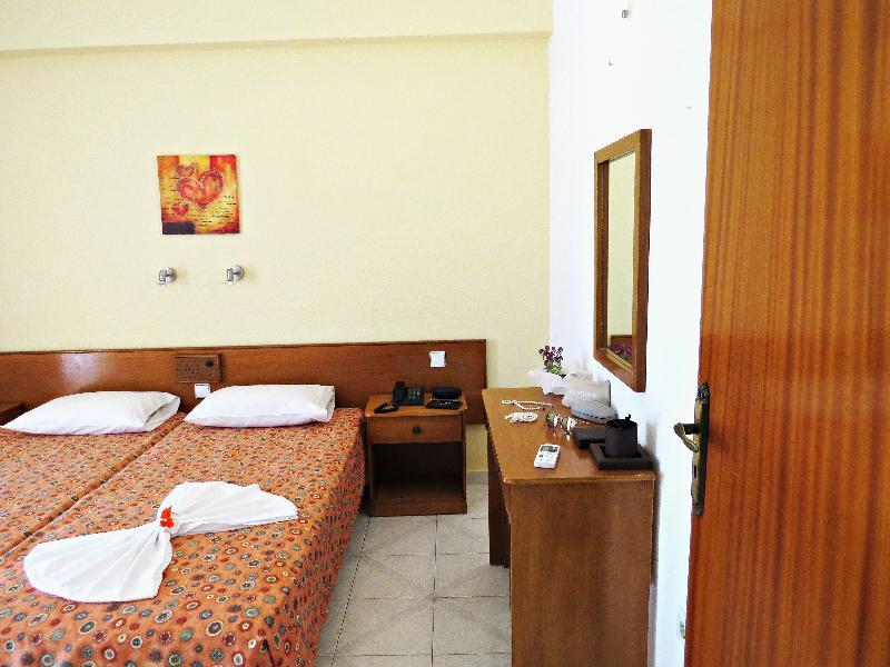 Aparthotel Maritime 2*