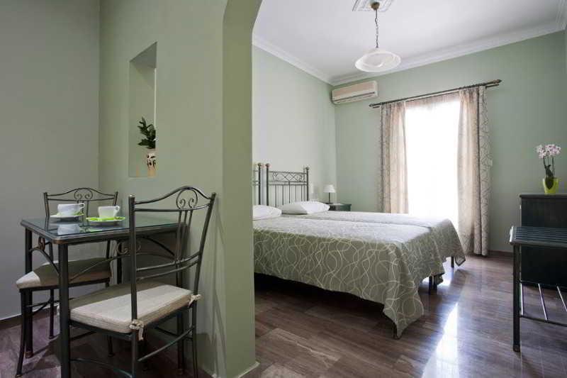 Aparthotel Preka Maria Kamari (Santorini)