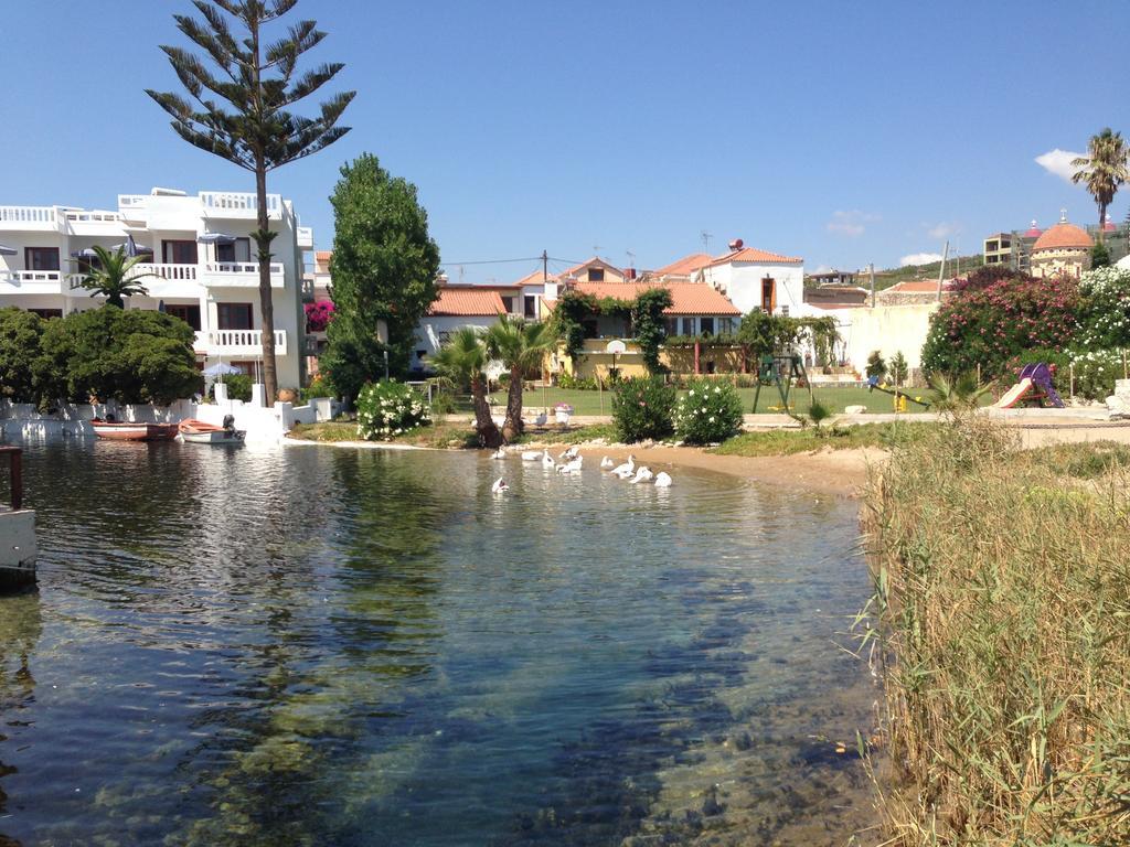 Asterias Studios & Apartment