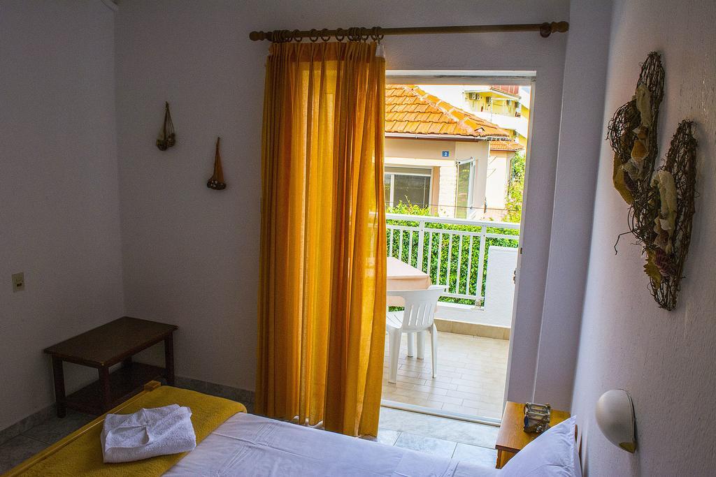 Aparthotel Toroneon