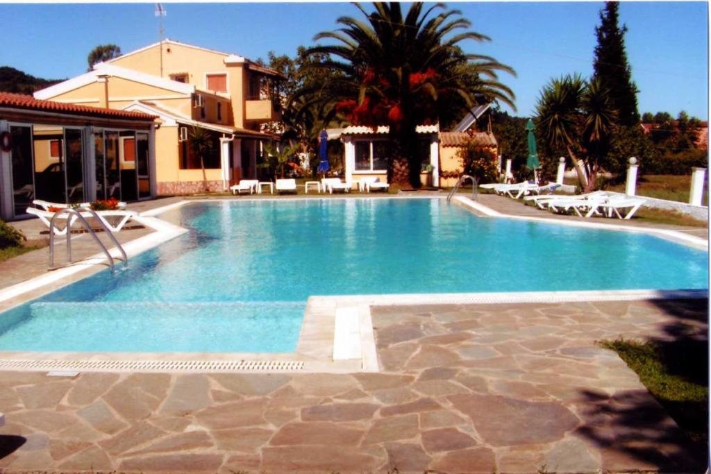 Loula Sidari (Corfu)
