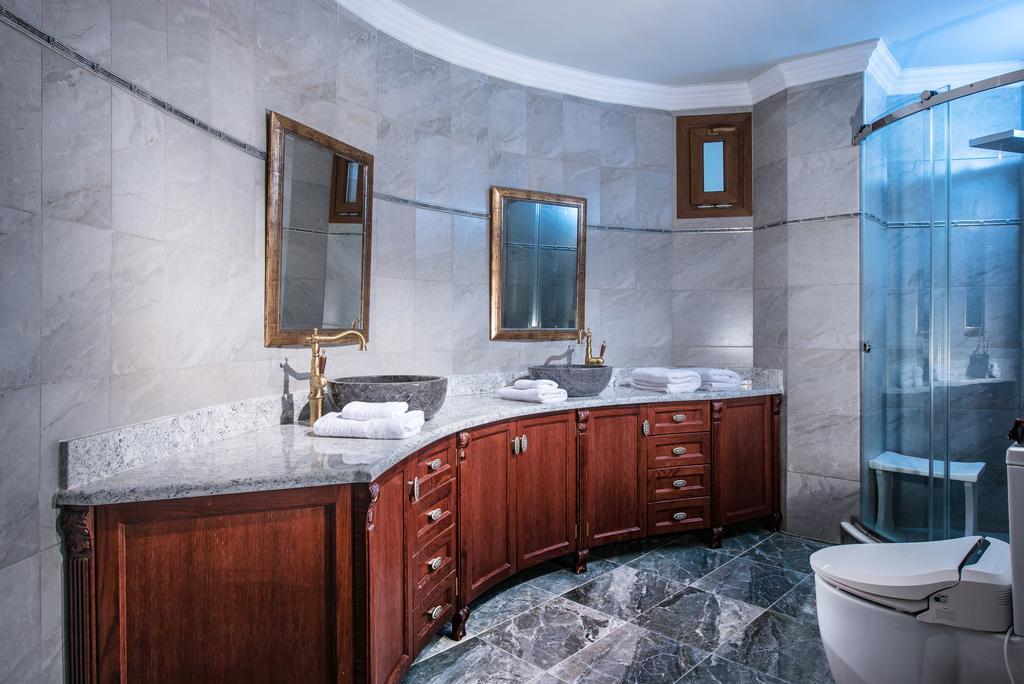 Bella Mare, Wine Dark Sea Villa