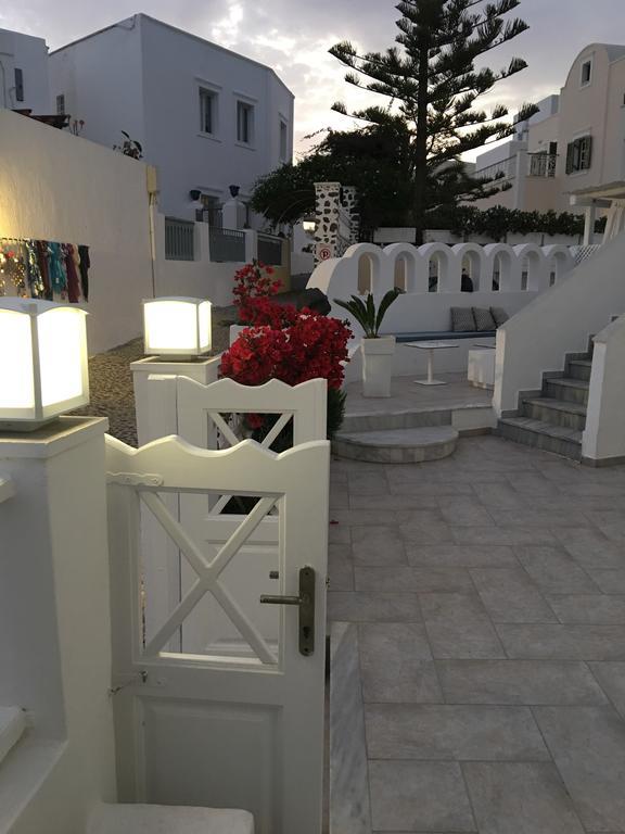 Loizos Stylish Residences 3* Fira (Santorini)