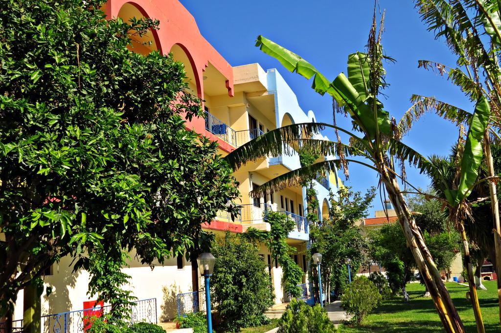 Aparthotel Maritime Petaloudes