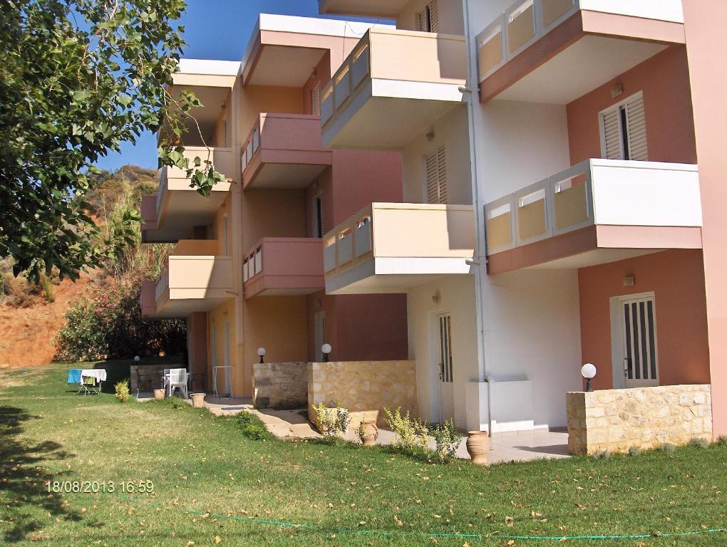 Kyriaki 3*