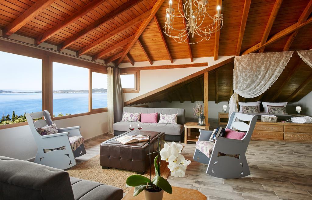 Archodiko Toliadi Boutique And Ouranoupoli