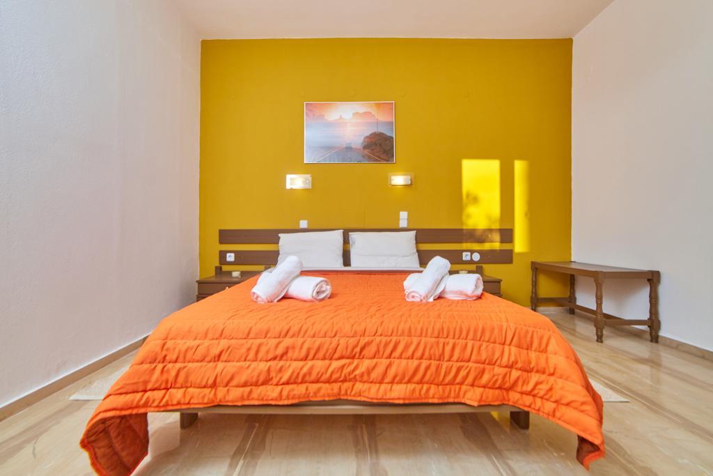 Apartment Lotus Studios *